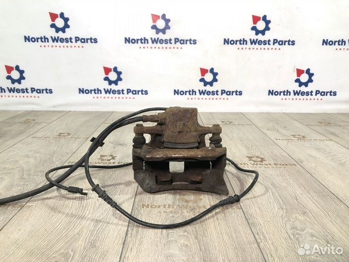 Суппорт передний левый Mercedes-Benz W202 C200