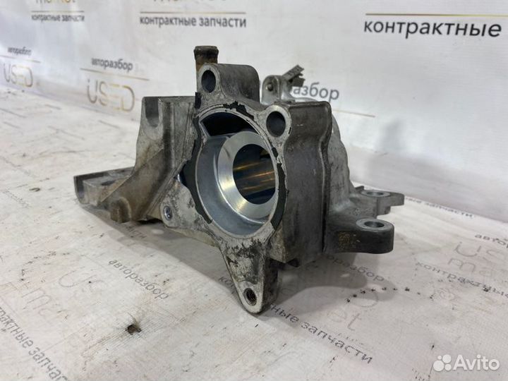 Корпус помпы Nissan X-Trail T31 2.0 MR20DE