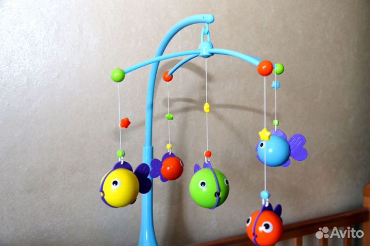 Детский мобиль в кроватку