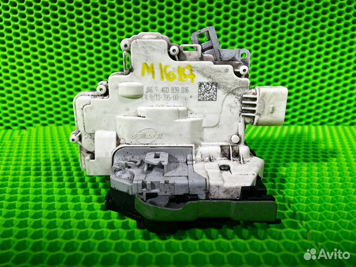 Замок двери задний правый Volkswagen Touareg FL