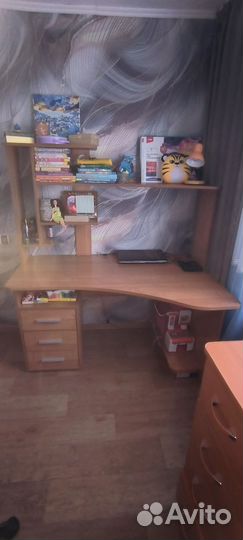 Компьютерный стол