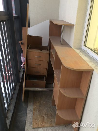 Компьютерный стол