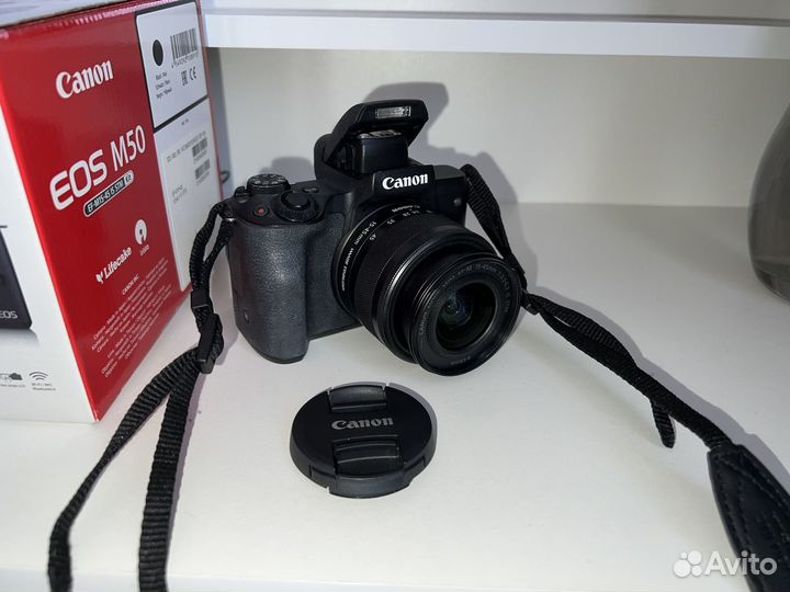 Canon eos m50 ef-m15-45 kit (+штатив и т.д.)