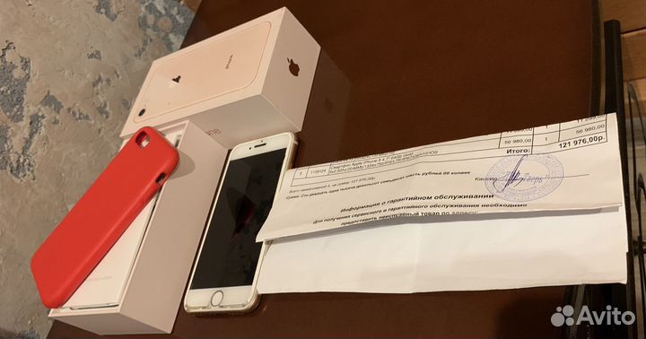 iPhone 8, 64 ГБ