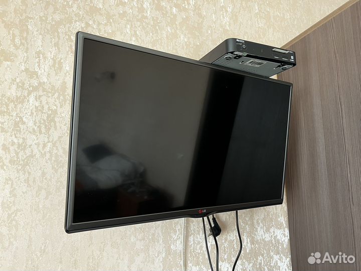 Телевизор LG 32