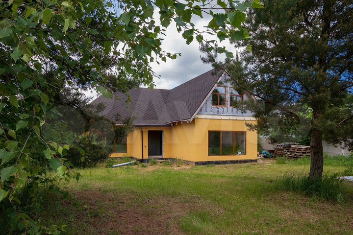 Дом 160 м² на участке 8,1 сот.