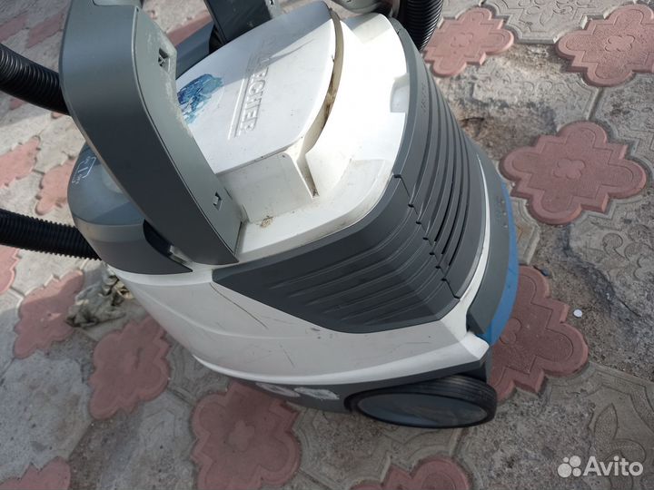 Пылесос Karcher ds5600