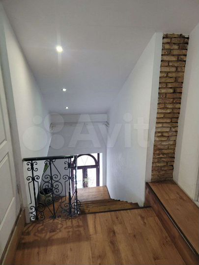 Офис центр Севастополя 100 м²