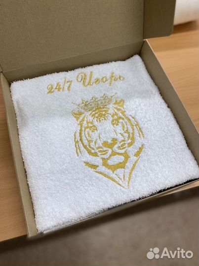 Полотенце с вышивкой
