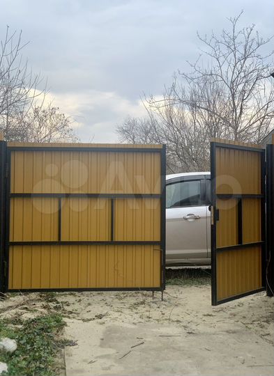 Дом 10 м² на участке 4 сот.