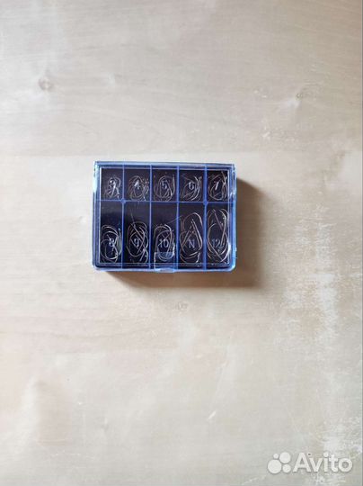 Набор рыболовных крючков