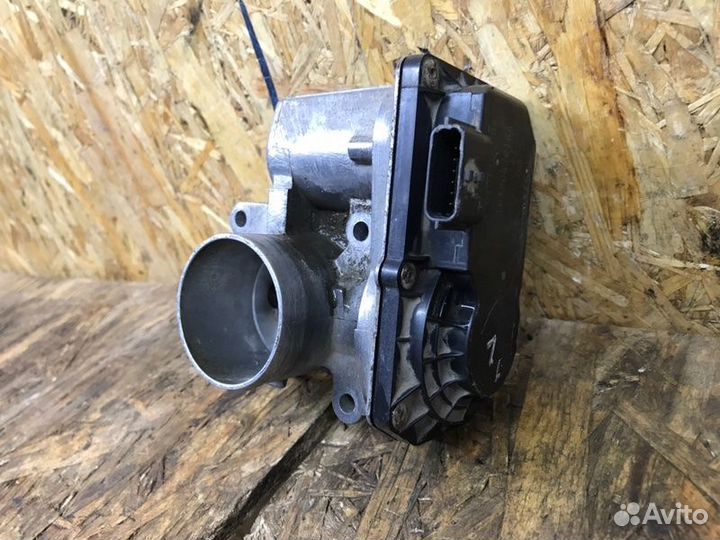 Дроссельная заслонка Renault Logan 2 седан 1.6
