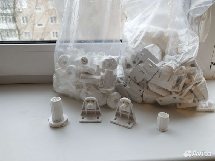 Кронштейны-держатели для рулонных жалюзи