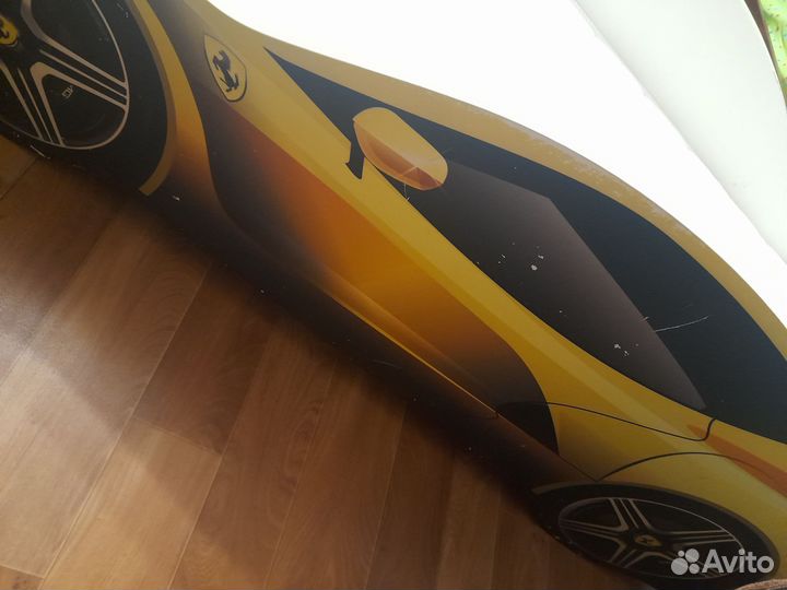 Кровать-машинка