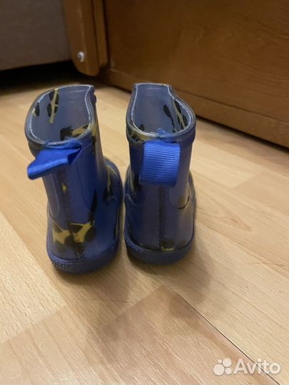 Резиновые сапоги