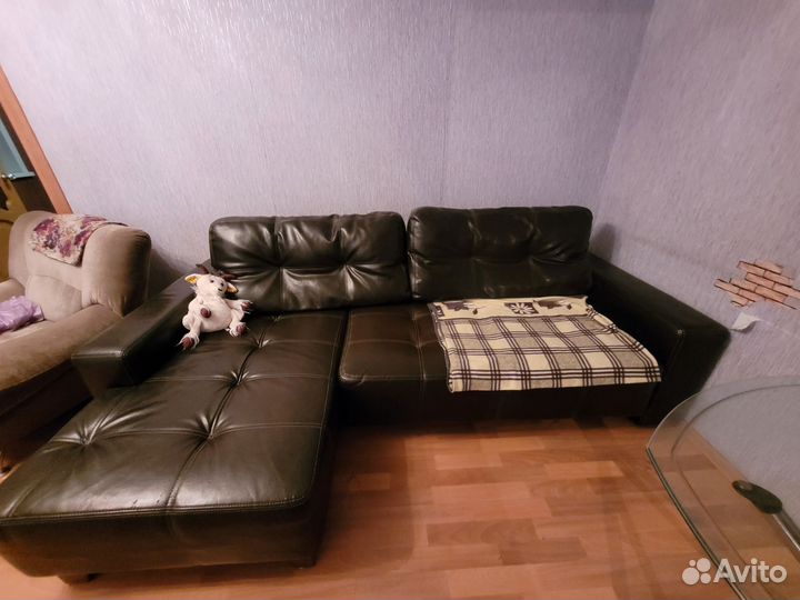 Большой угловой диван бу