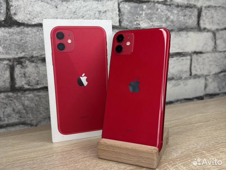 iPhone 11 red