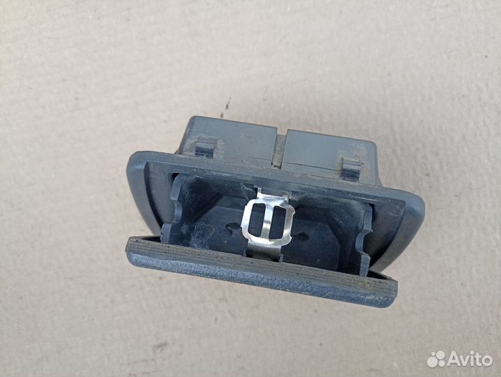 Пепельница задняя Renault Clio 2 Symbol 1