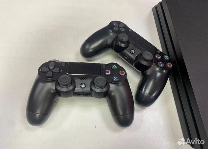 Sony playstation 4pro 1TB 2 геймпада