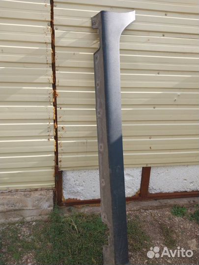 Накладка на порог наружная правая Hyundai Ix35