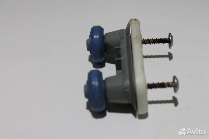 Опорные ролики направляющих Ariston, Indesit C0009