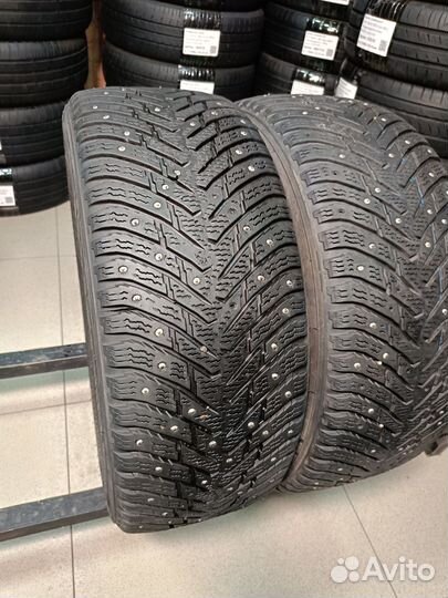 Nokian Tyres Hakkapeliitta 8 215/55 R16 97T