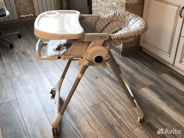 Стульчик для кормления peg perego