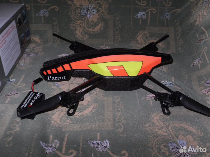 Квадрокоптер AR. Drone 2.0