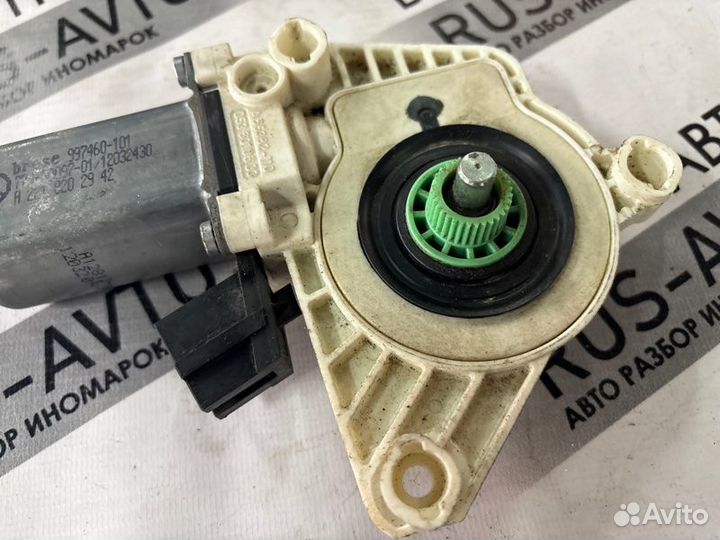 Моторчик стеклоподъемника задний левый Mercedes S