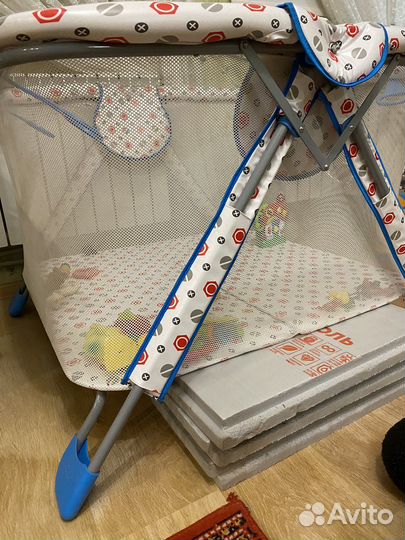 Манеж детский складной