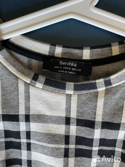 Платье Bershka