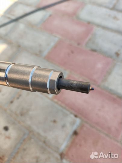 Форсунка топливная Bosch 0445110584