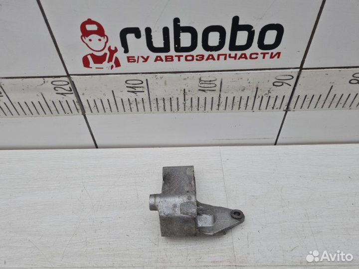 Кронштейн генератора Land Rover Range Rover L322