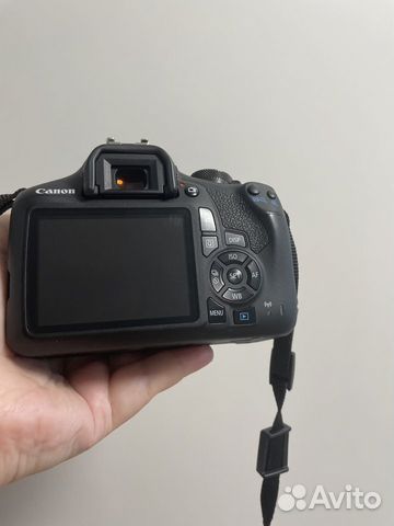 Продам зеркальный фотоаппарат Canon eos 2000D объявление продам