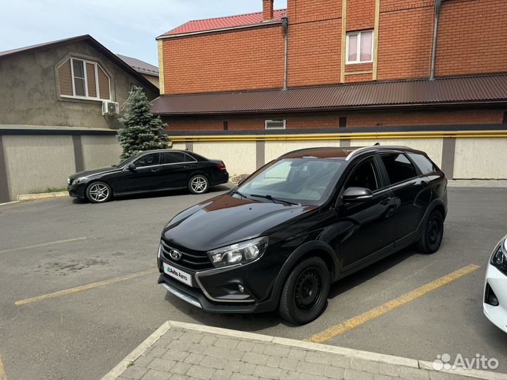 LADA Vesta Cross 1.8 МТ, 2018, 175 000 км