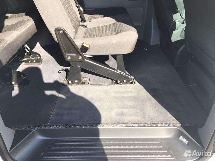 Volkswagen Caravelle 2.0 AMT, 2021, 27 000 км