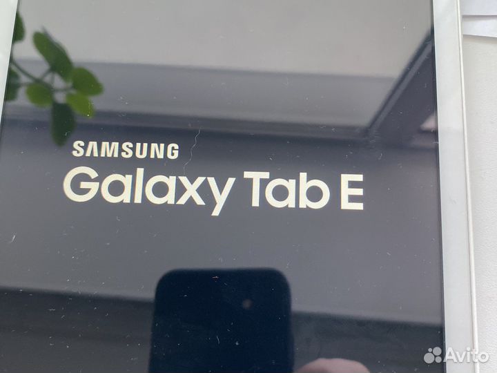 Планшет samsung galaxy tab е