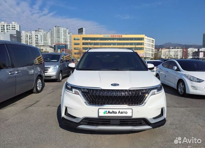 Kia Carnival 2.2 AT, 2021, 55 548 км