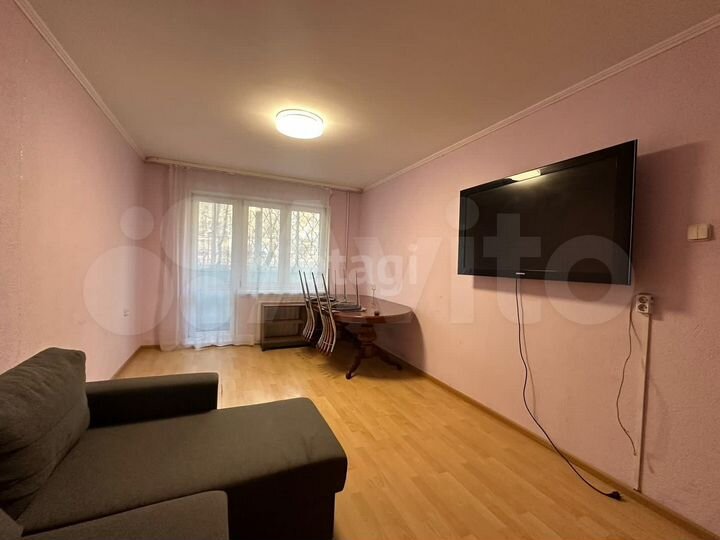 2-к. квартира, 50 м², 2/5 эт.