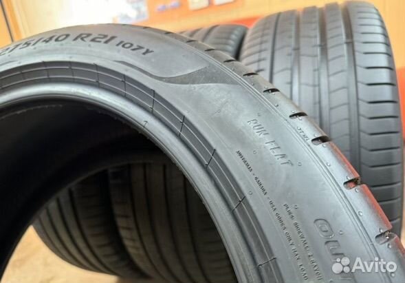 Pirelli P Zero PZ4 275/40 R21 107Y