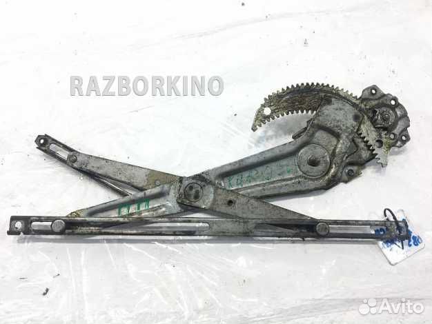 Стеклоподъемник механический передний правый 69810