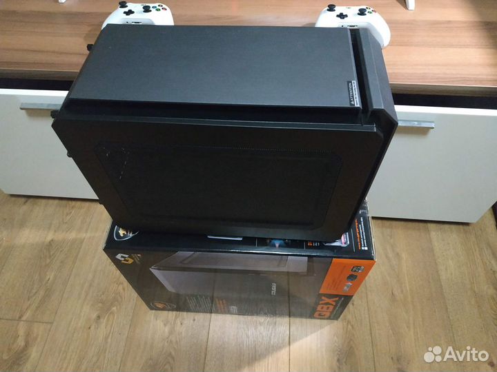 Cougar QBX mini-itx