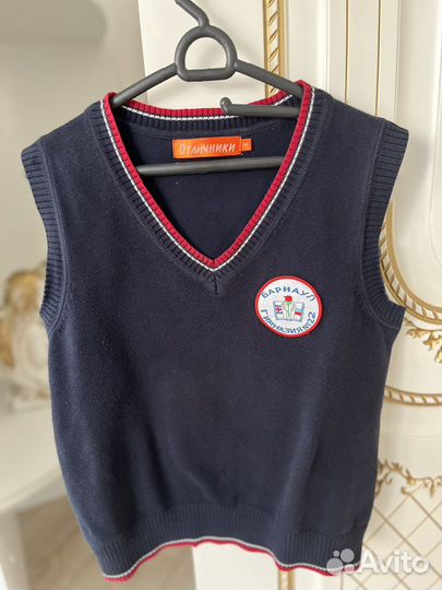 Жилет школьный с логотипом Гимназия 22