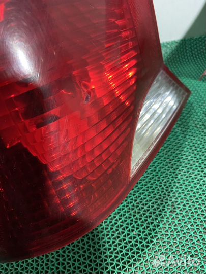 Фонари задние Ford Focus 1 USA седан