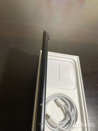iPhone Xr, 128 ГБ