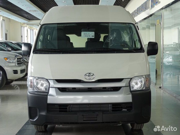 Toyota Hiace микроавтобус, 2019