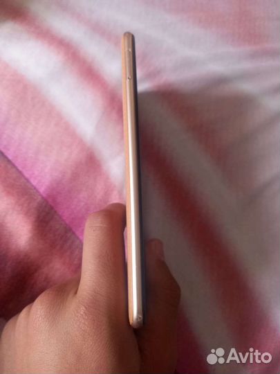 Телефон Huawei