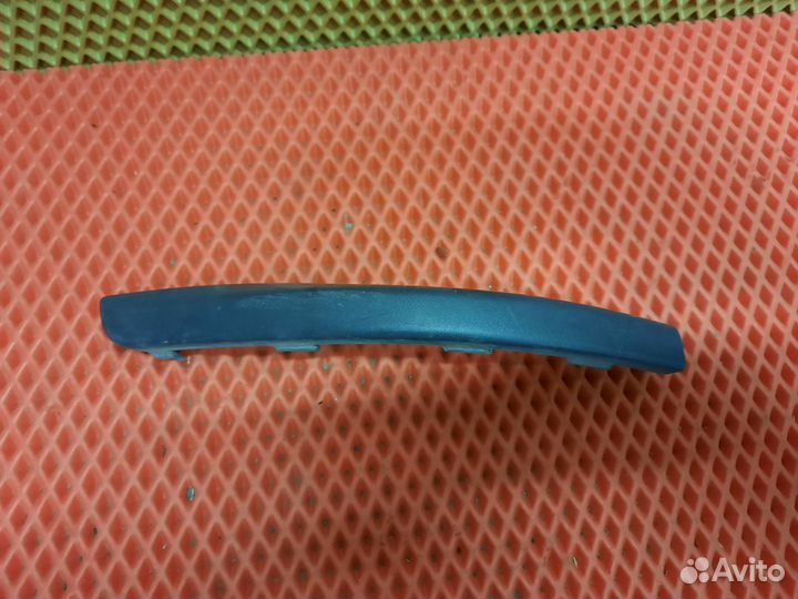 Молдинг заднего бампера левый Ford Focus 2