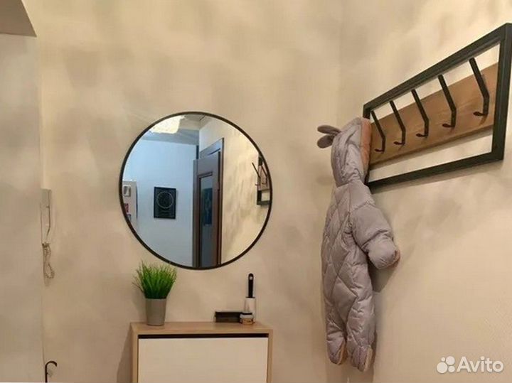 Вешалка настенная в прихожую