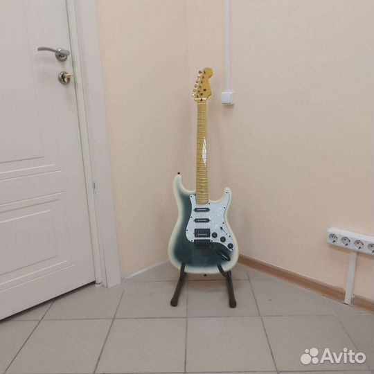 Электрогитара реплика Fender